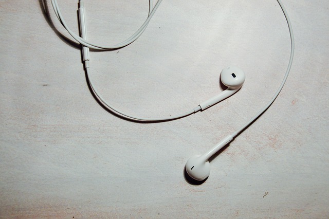 Løft din musikoplevelse til nye højder med trådløse earbuds